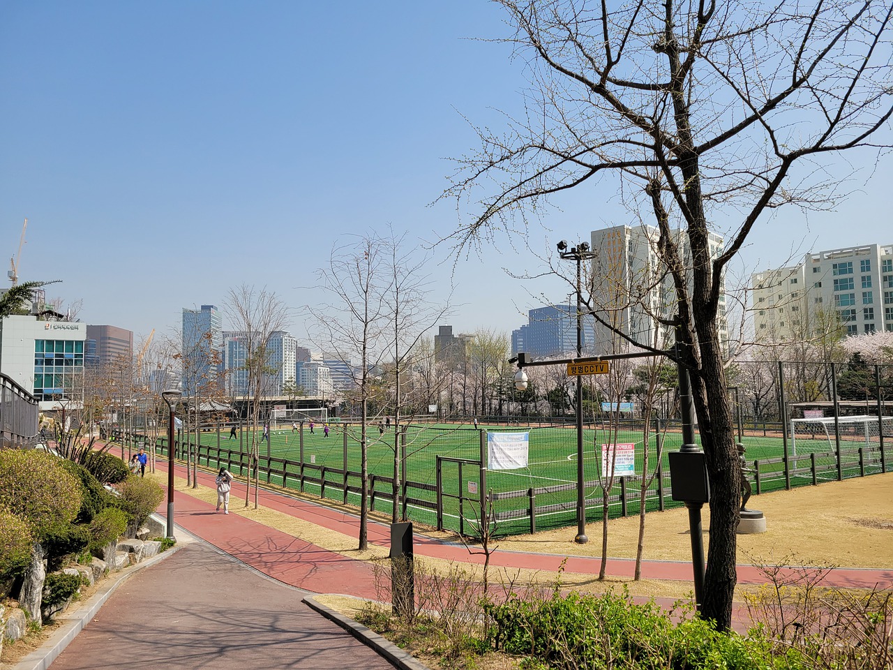 在经验方面 在经验方面